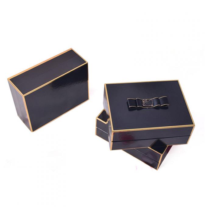 Flexo die het Magnetische Flip Perfume Packaging Box Velvet-Bijeenkomen drukken 1